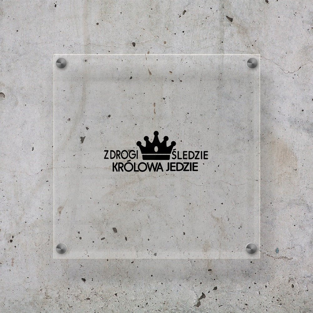 Z DROGI ŚLEDZIE KRÓLOWA JEDZIE Naklejka do auta czarna Sticky Studio