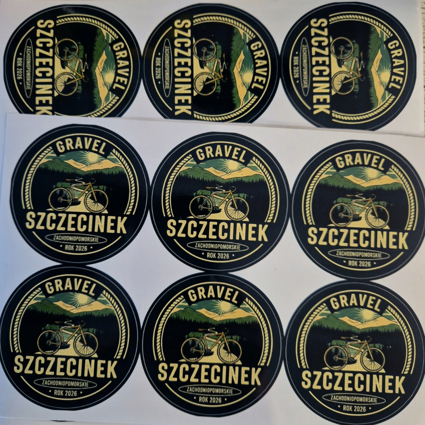 Naklejki Foliowe na Arkuszu KissCut