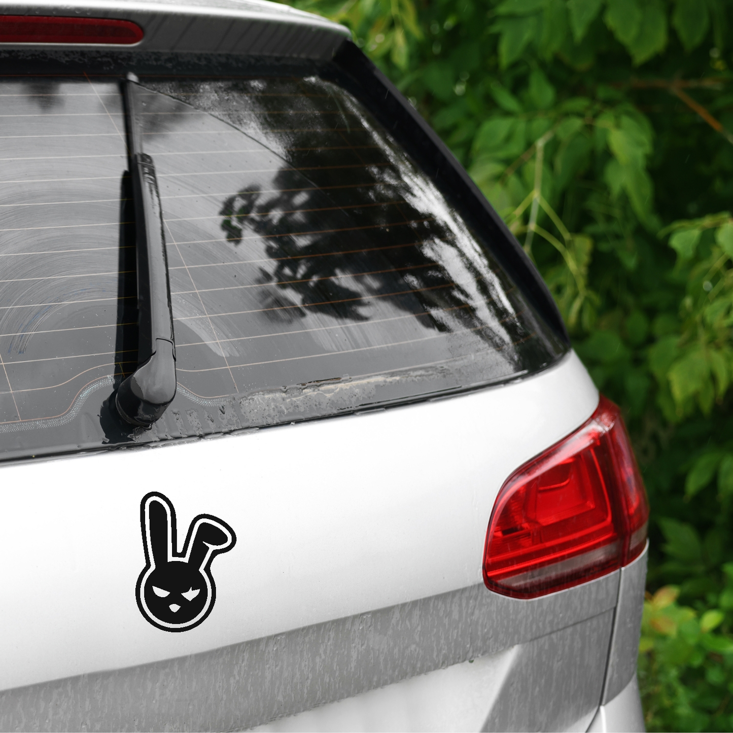 naklejka na auto z własnym wzorem czarna biała czerwona
