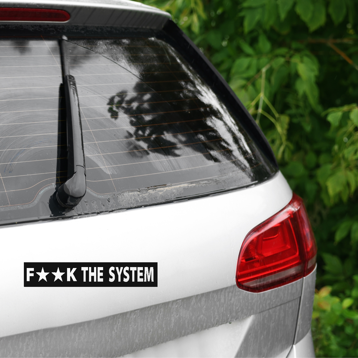 naklejka na auto z własnym wzorem czarna biała czerwona
