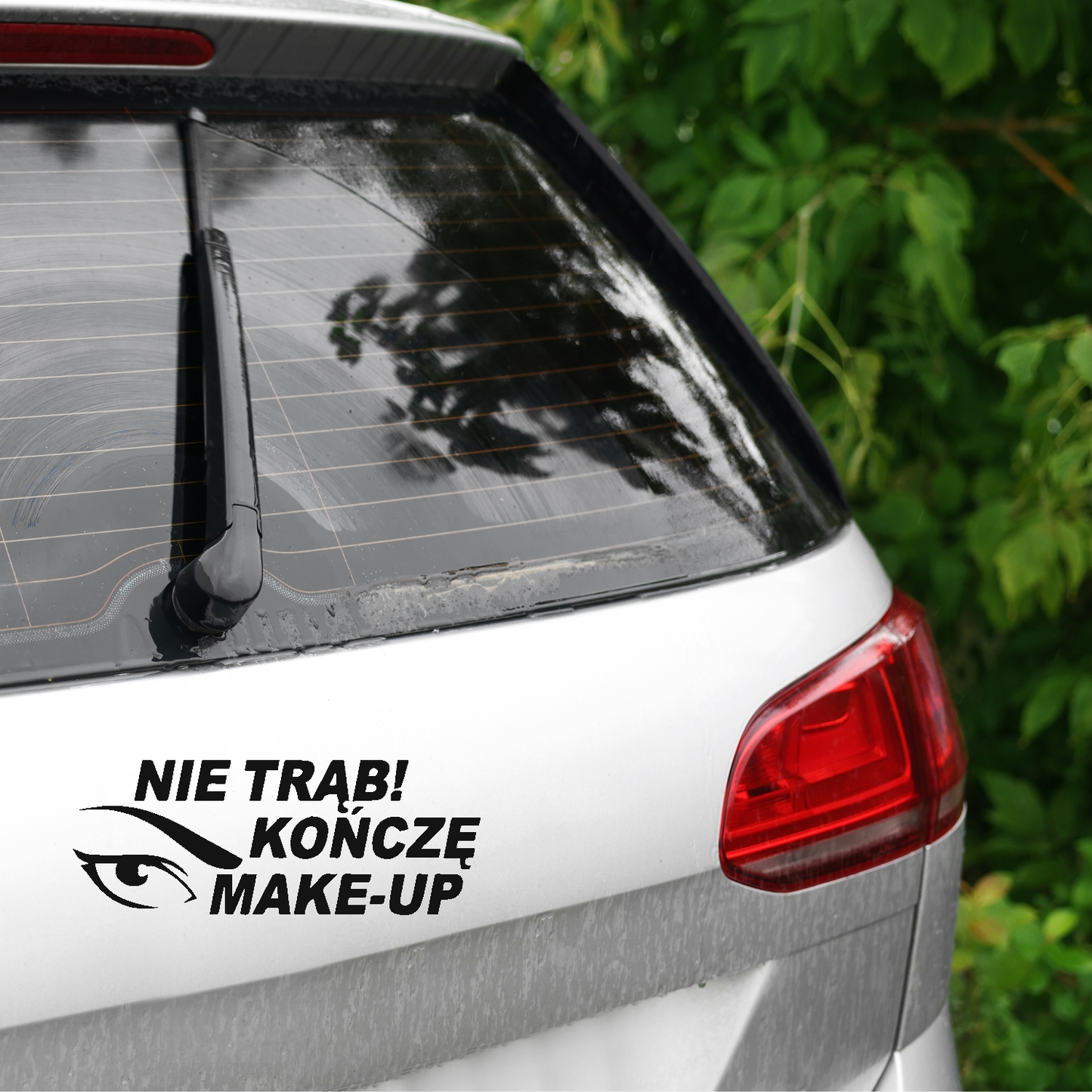 naklejka na auto z własnym wzorem czarna biała czerwona
