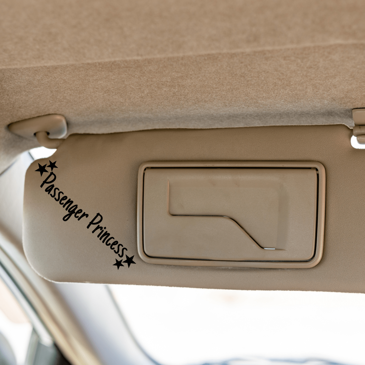 Naklejka PASSENGER PRINCESS na samochód WYTRZYMAŁA FOLIA 10 cm