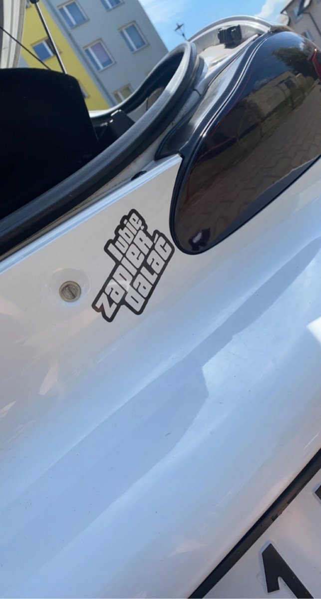 Naklejki na samochód z własnym logo PREMIUM Sticky Studio